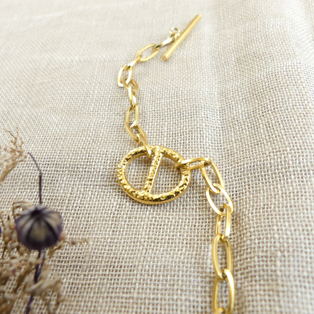 Bracelet maillons breloque grain de café  fermoir T