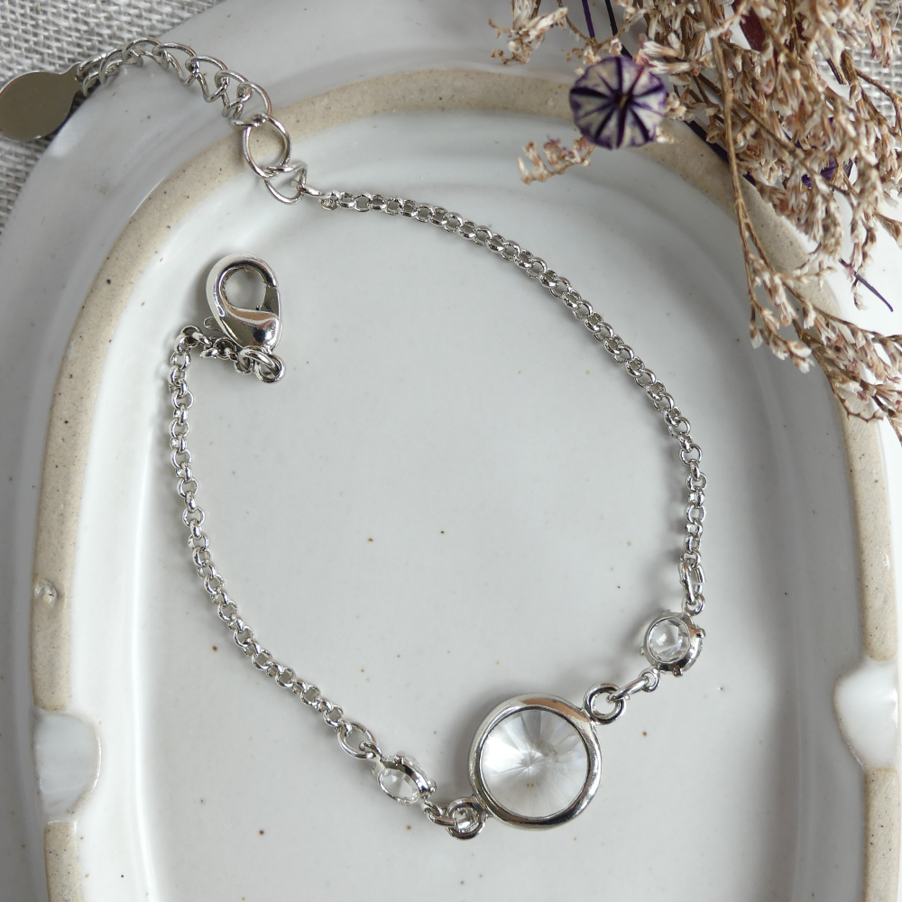 Bracelet rivoli et éléments swarovski cristalBracelet rivoli et éléments swarovski cristal