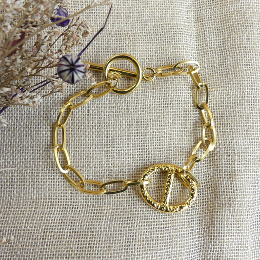 Bracelet maillons breloque grain de café en fermoir T