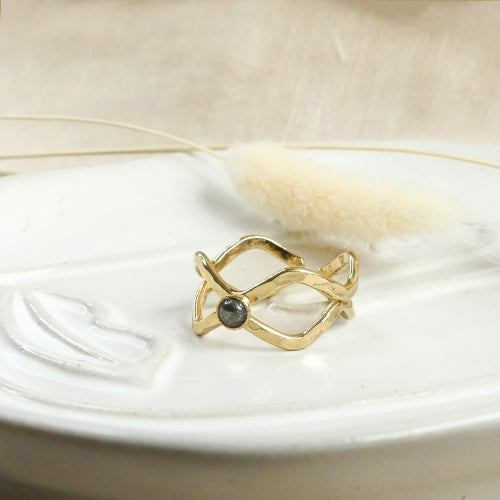 bague ornée d'une hématite