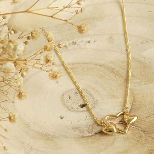 Collier trois coeurs plaqué or
