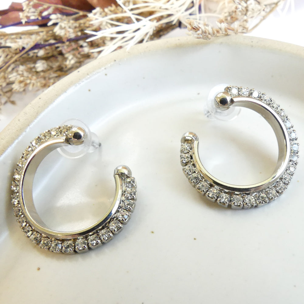 boucles demi cercle ornée de cristaux