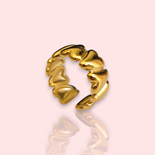 bague cœur Romane, une bague dorée tendance en 2025