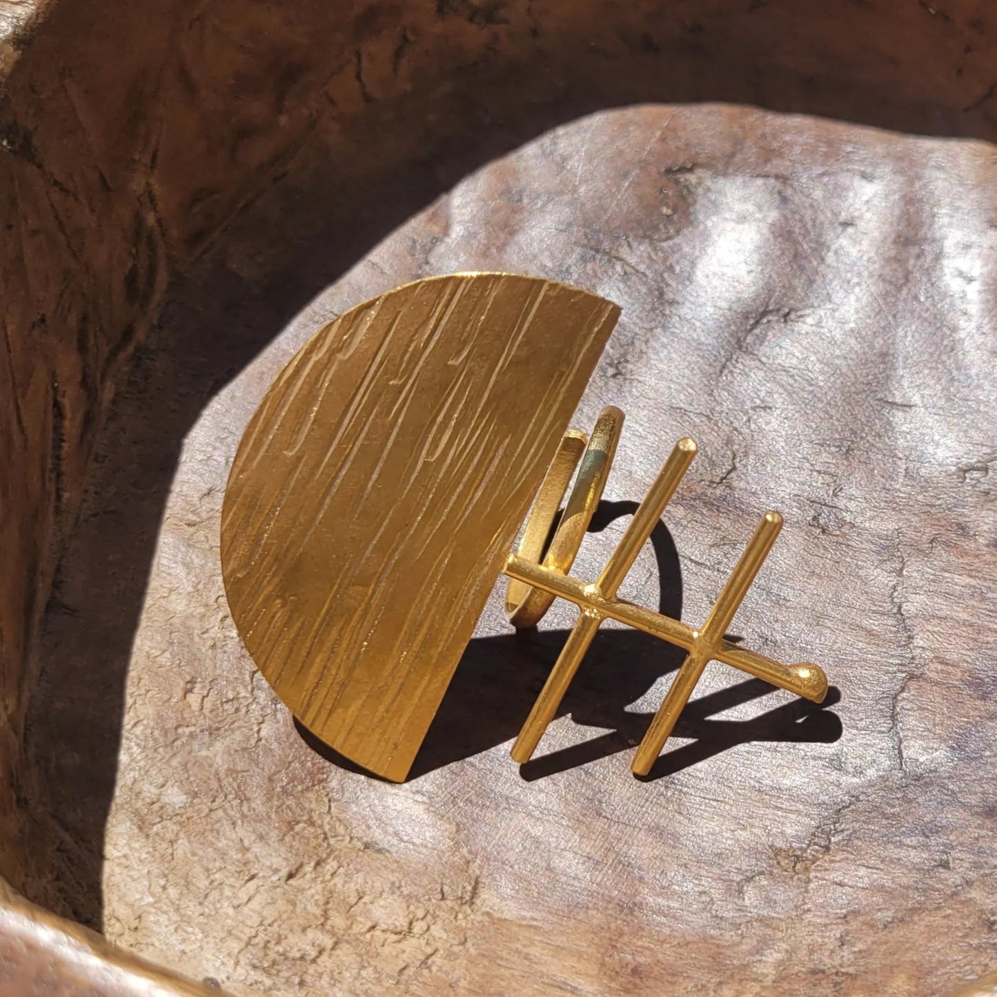 bague ethnique Ashanti, une bague artisanale en forme de poupée