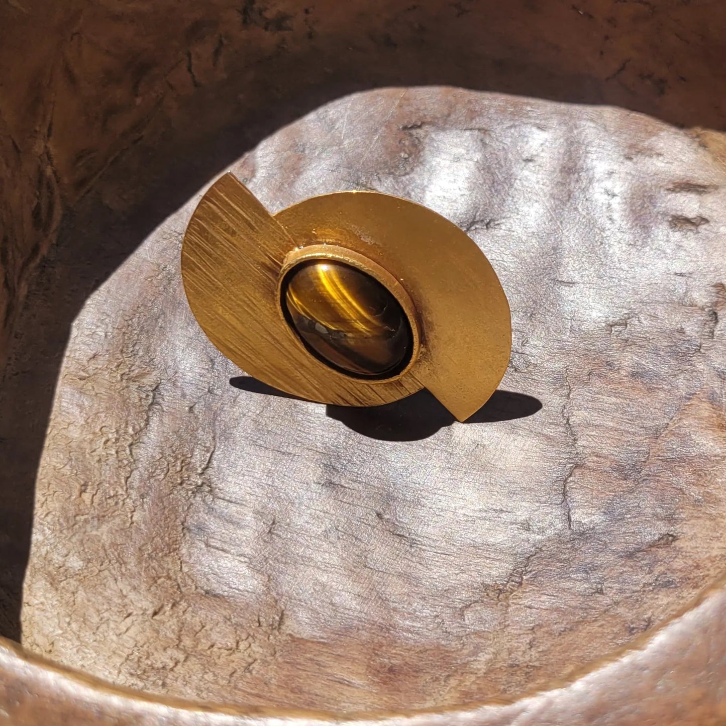 bague ethnique Bakari, un bijou en bronze pour toutes les tailles de doigts