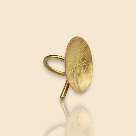 bague ethnique Yoruba, une bague fantaisie pour femme ornée d’une coupe solaire