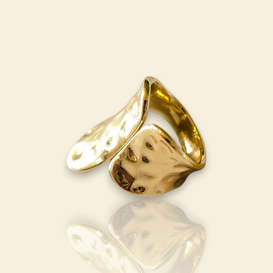 bague mode Forma, une bague dorée tendance en 2025