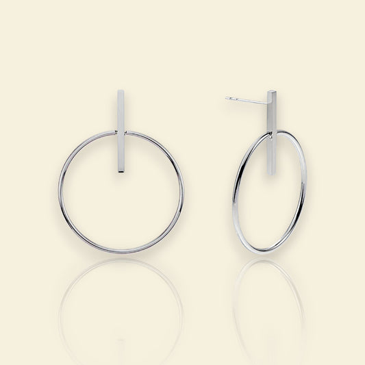 boucles argentées Armony, des boucles d’oreilles tendance au design élégant