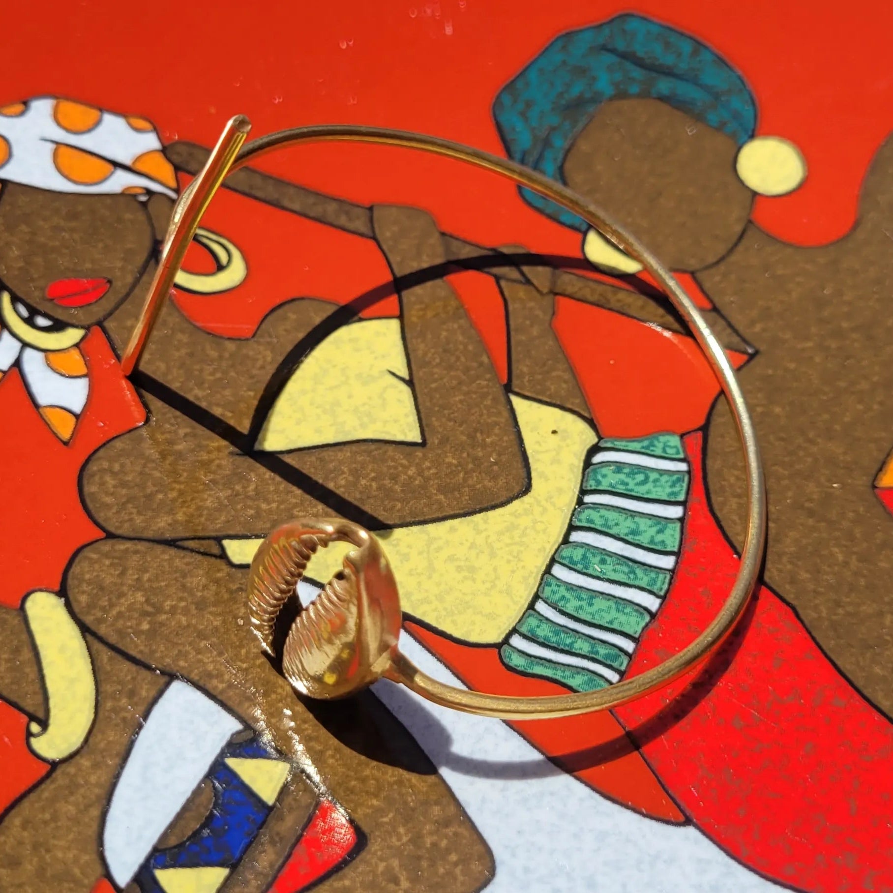 bracelets en bronze Kawa, des bijoux originaux au fini satiné