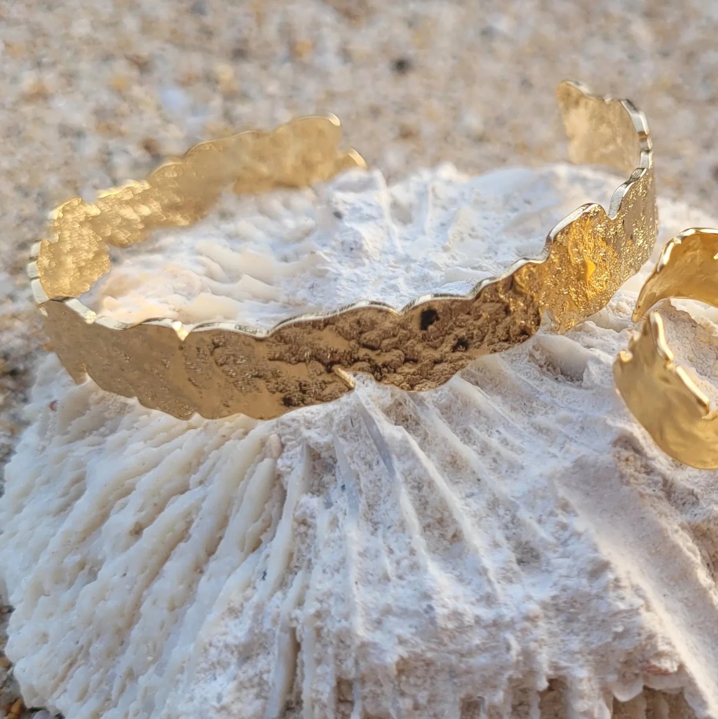 jonc Arya bracelet pour femme très tendance ajustable