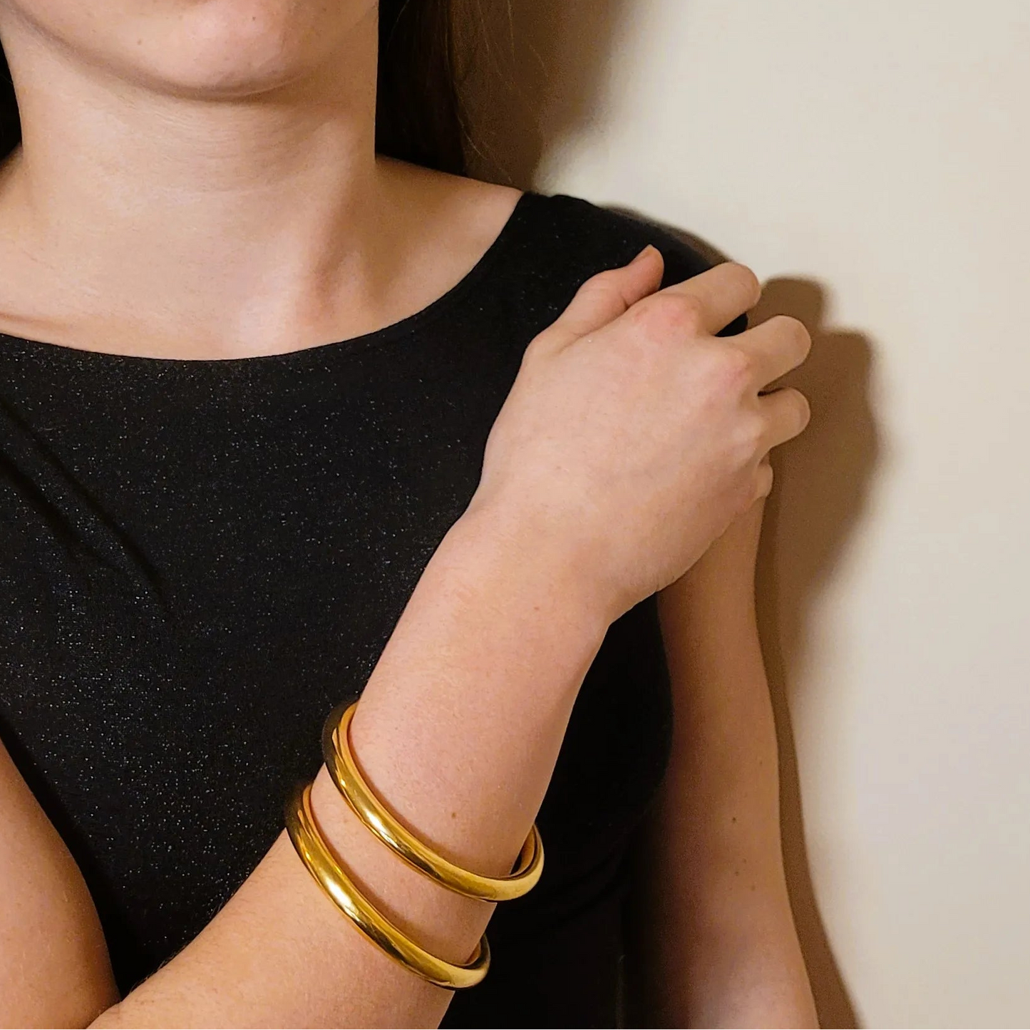 bracelet rigide Pretty, un jonc doré élégant