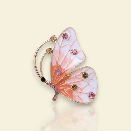 broche dorée Mariposa, une broche papillon, bijou tendance en 2025