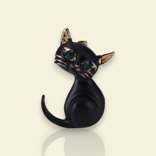 broche dorée Onyx, une broche pour vêtements chat noir