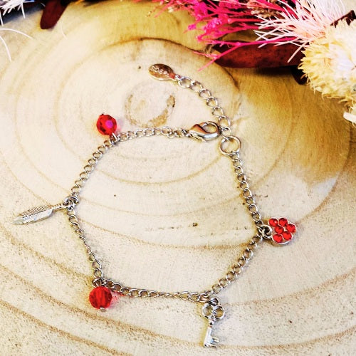 bracelet porte bonheur rubis