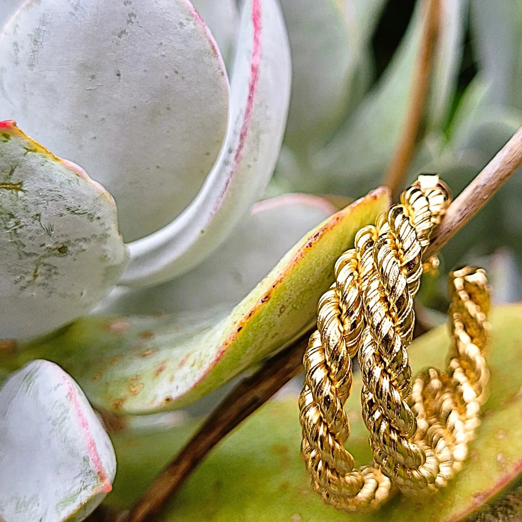 boucles d’oreilles créoles Bonnie antiallergiques en laiton recouvert d’or