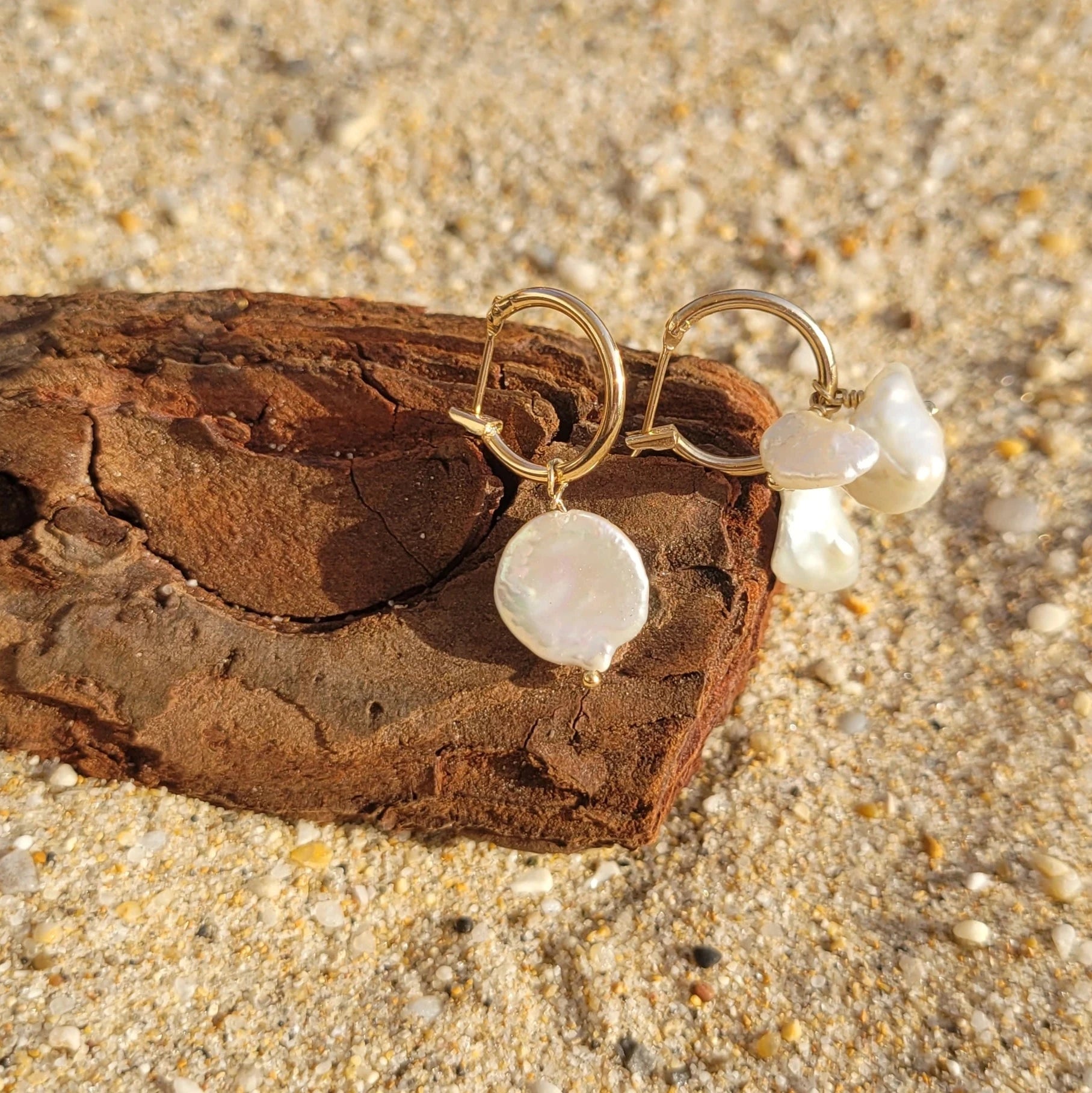 boucles d’oreilles perles Lagune dorées et nacrées