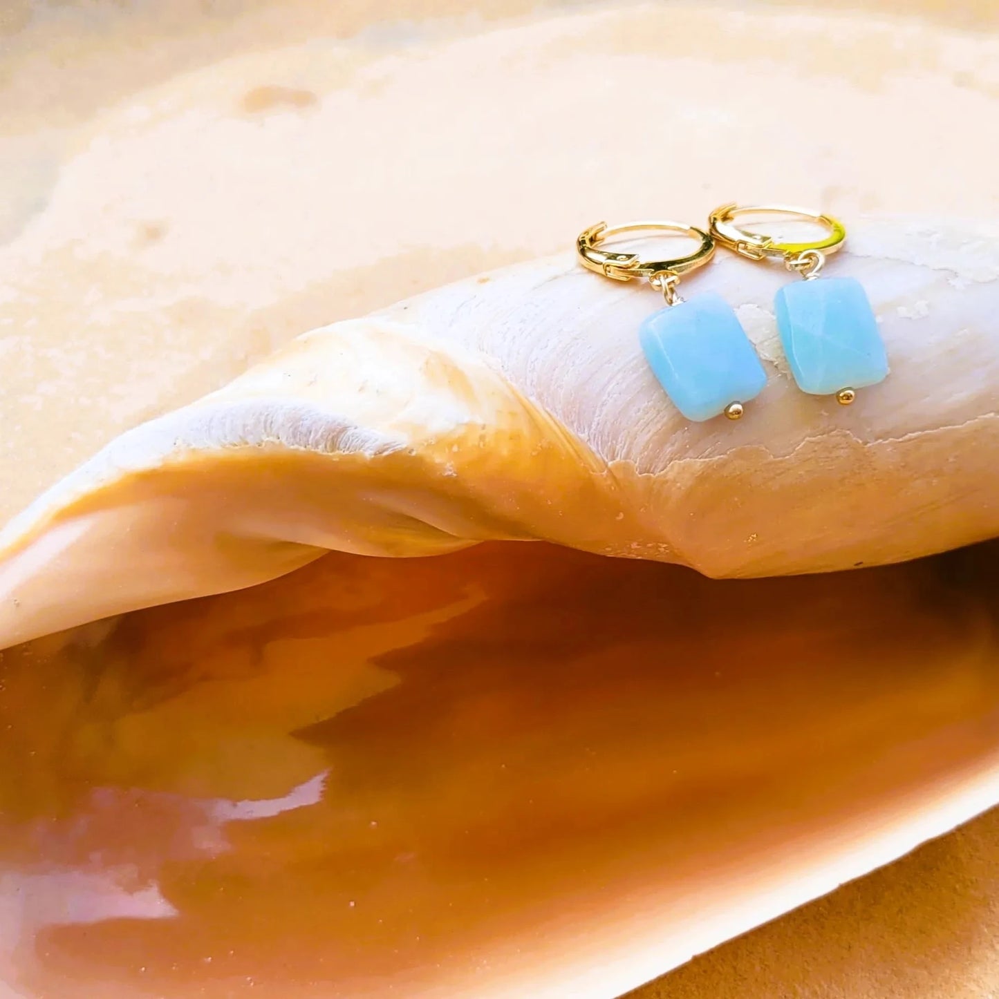 boucles d’oreilles créoles Rê facettée d’une amazonite