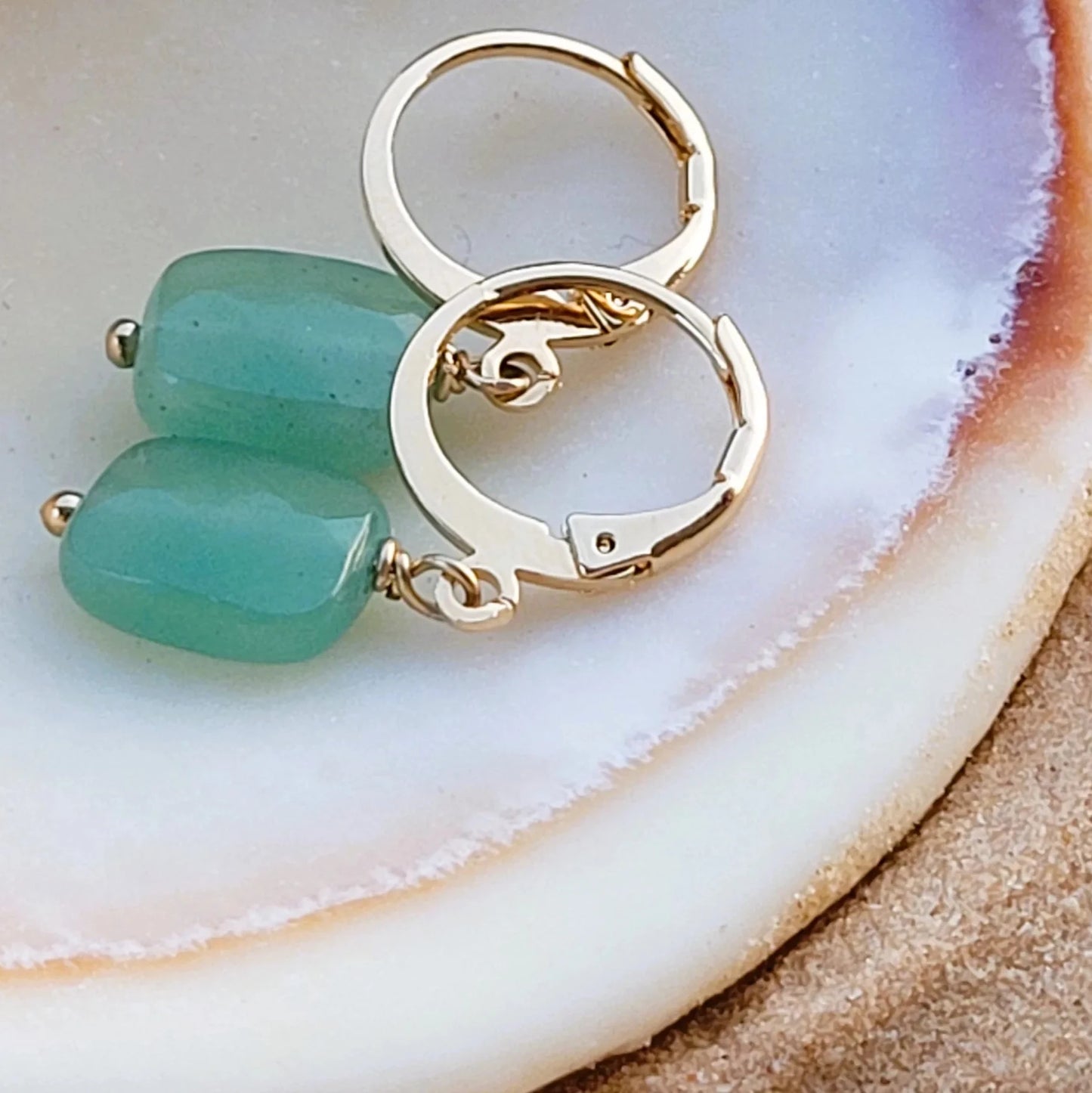 boucles d’oreilles créoles Rê aventurine et laiton plaqué or