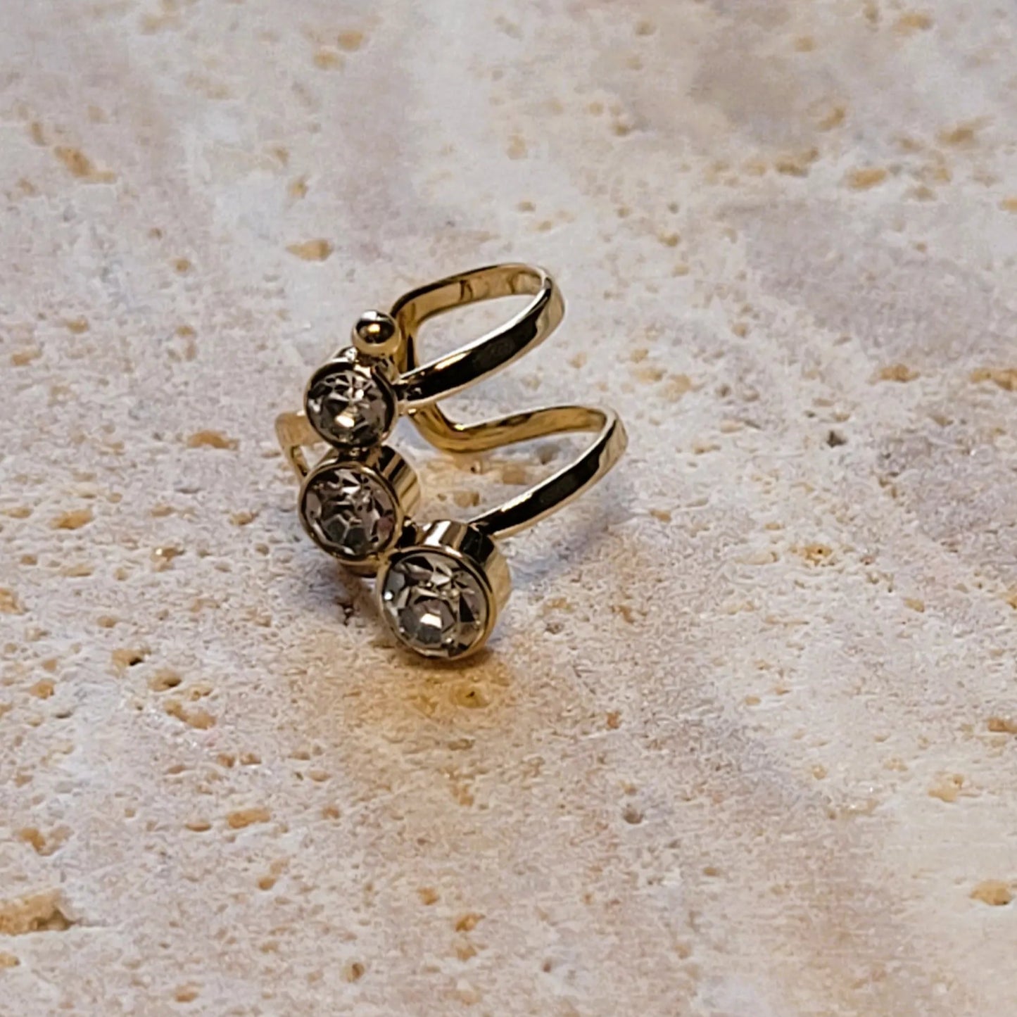 ear cuff Kara doré, bague d’oreille sans perçage en acier inoxydable