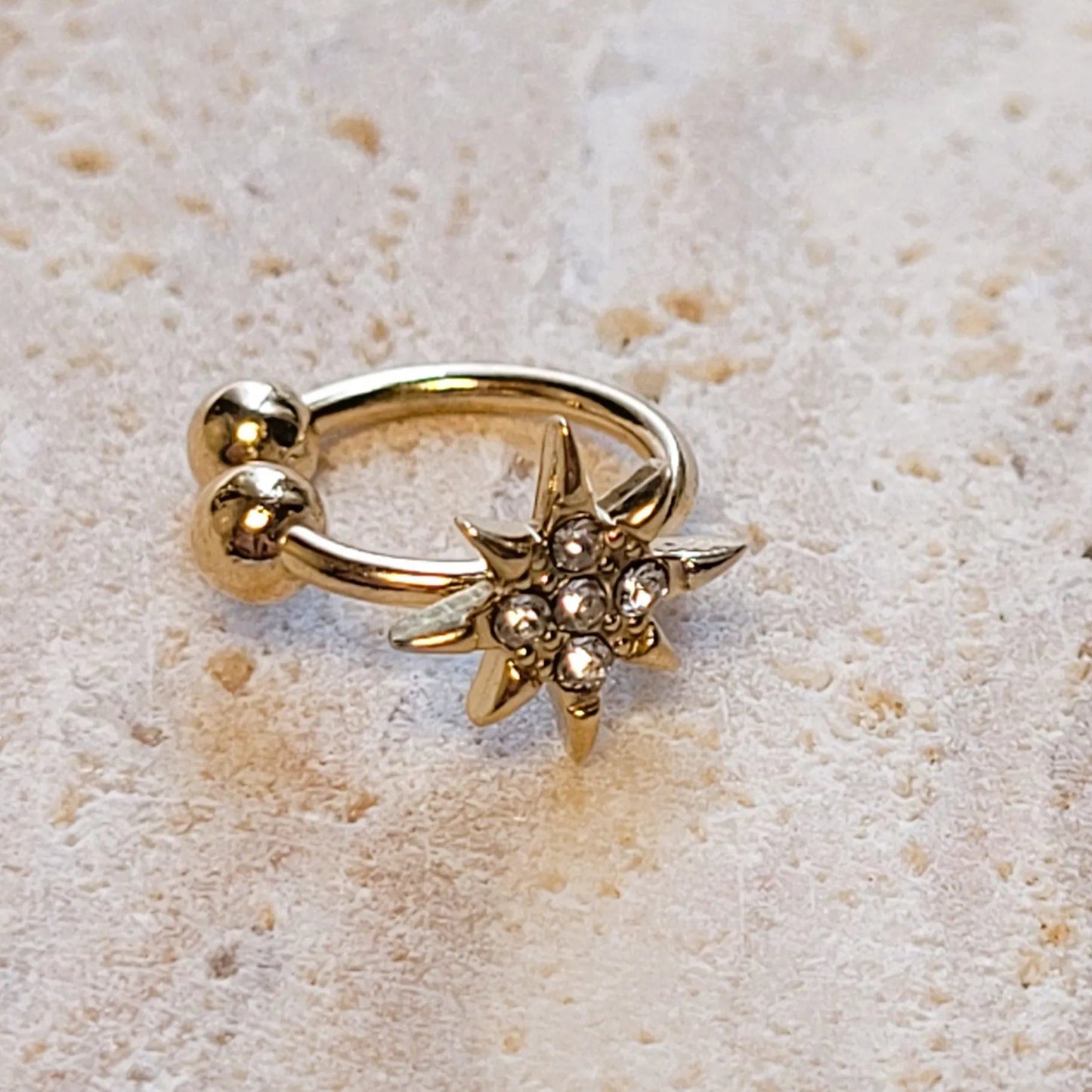 boucle d’oreille pour cartilage Orion, ear cuff en acier inoxydable