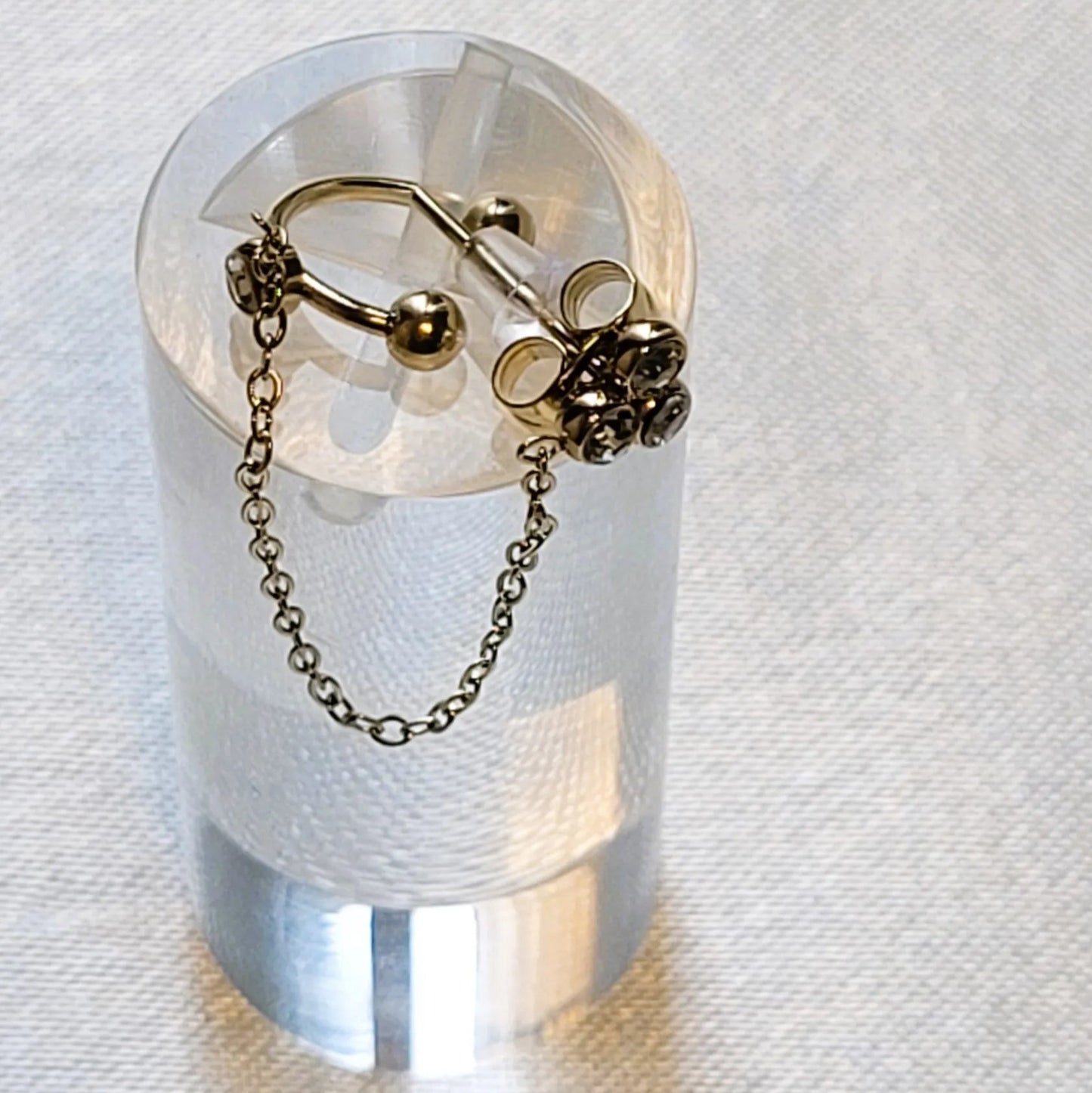 boucle d’oreille pour cartilage Silaé, ear cuff en acier inoxydable