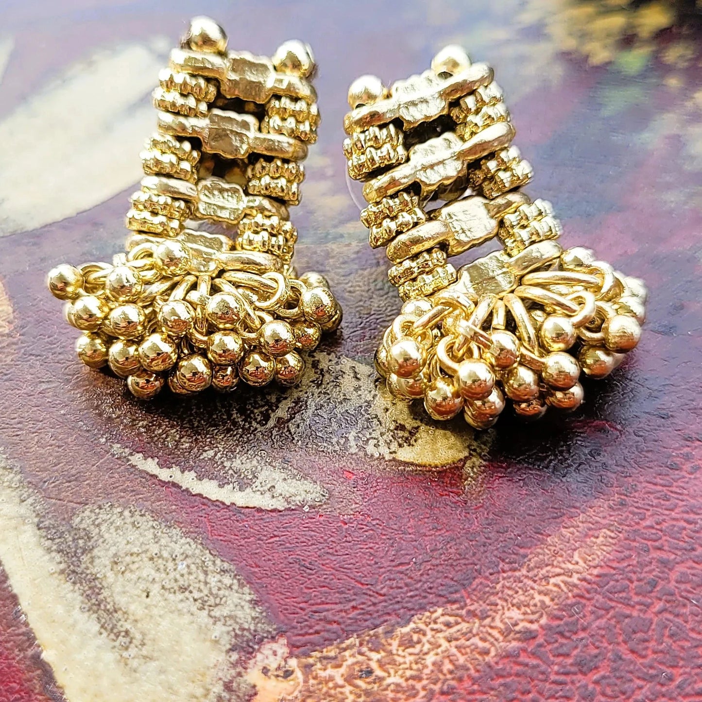 Aurélia de Niiki Paris, des bijoux d’oreilles pour femme pour un look chic et tendance