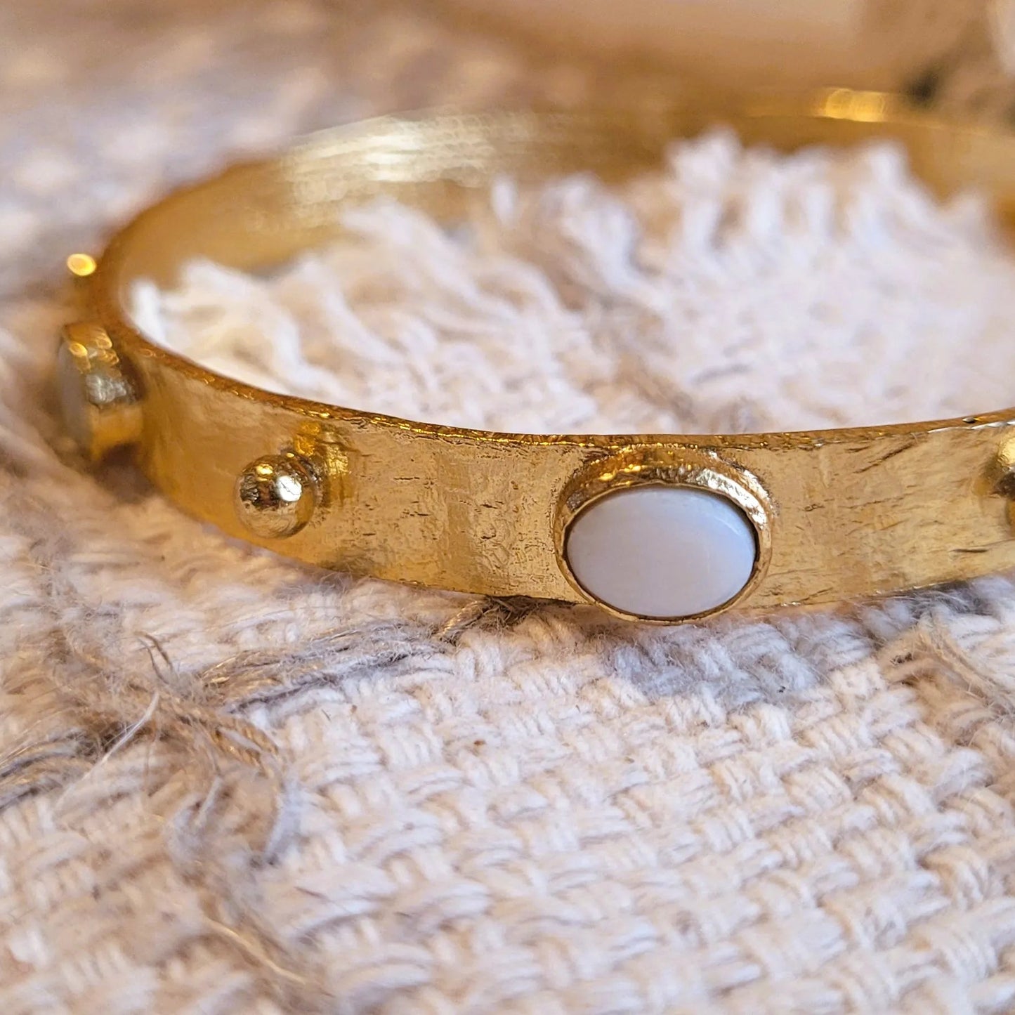 bracelets fantaisie avec nacre Cascade de Niiki Paris, bracelet de créateur