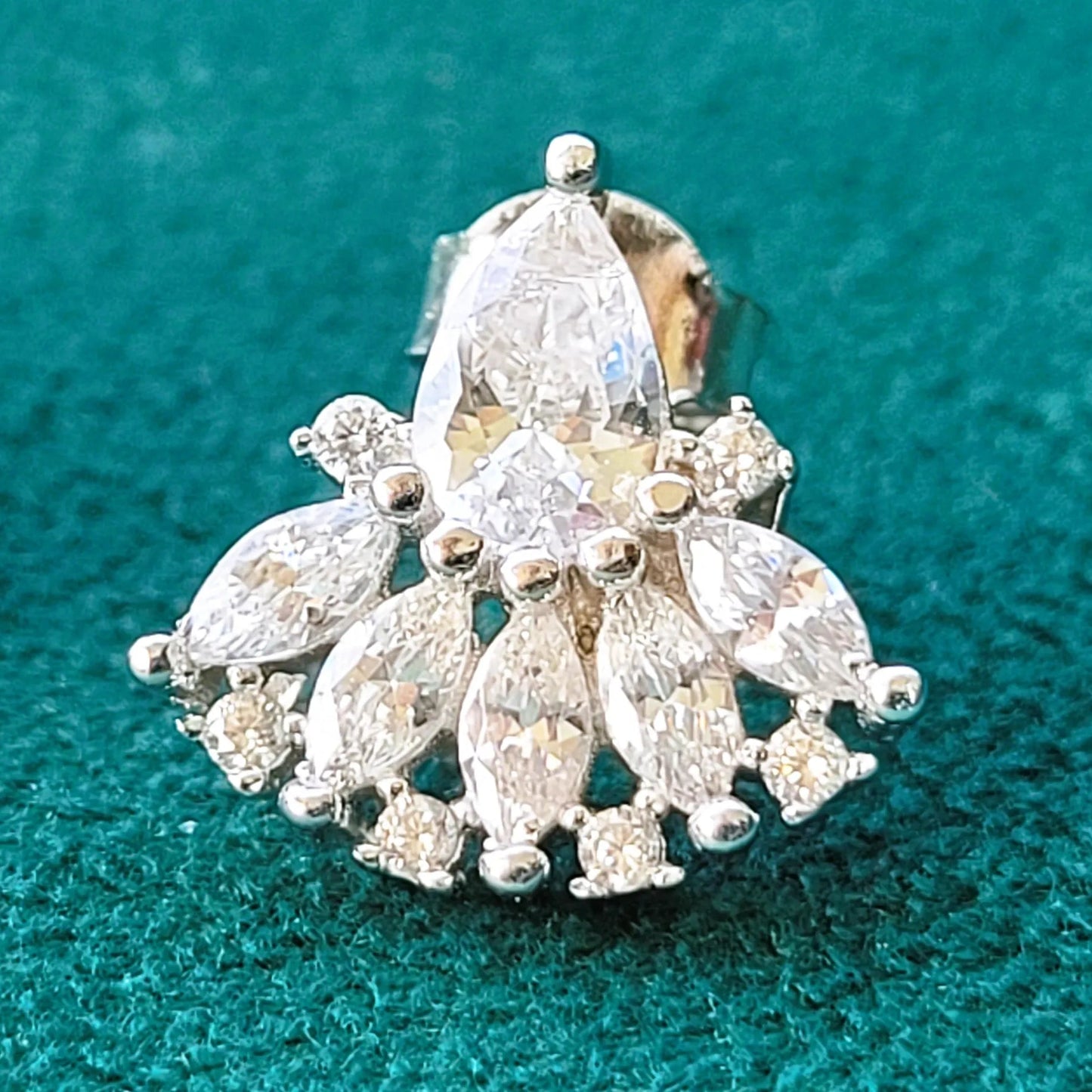 boucles d’oreilles pour femmes en argent Tonya de Niiki Paris, boucles de créateur