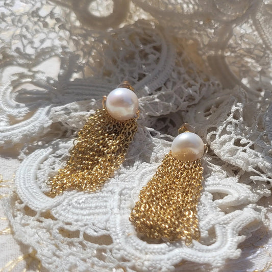 boucles d’oreilles White Pearl avec perle Niiki Paris, boucles d’oreilles créateur
