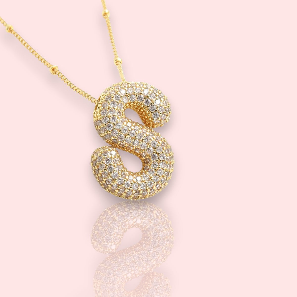 Collier initiale doré, un collier lettre personnalisé
