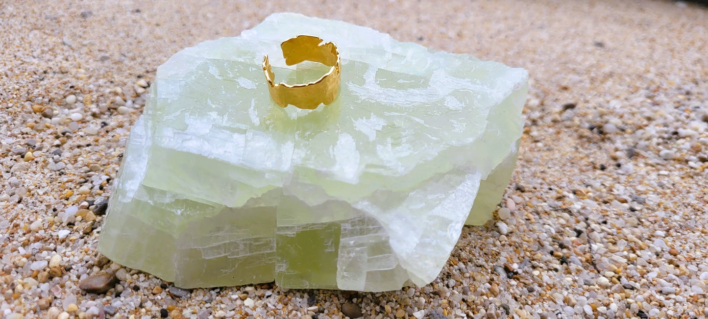 Bague Arya, bague large femme dorée et ajustable