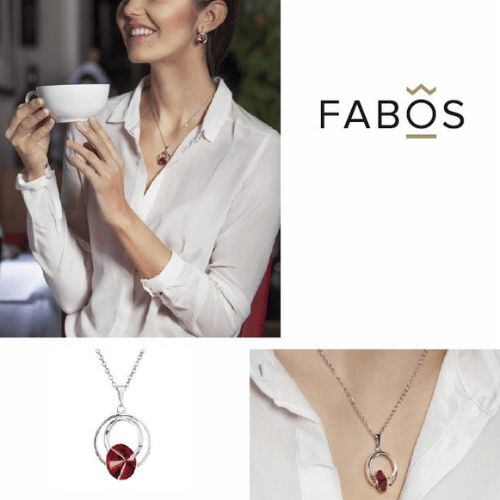 Parure collier solitaire et boucles d'oreilles femmes avec cristaux rouge