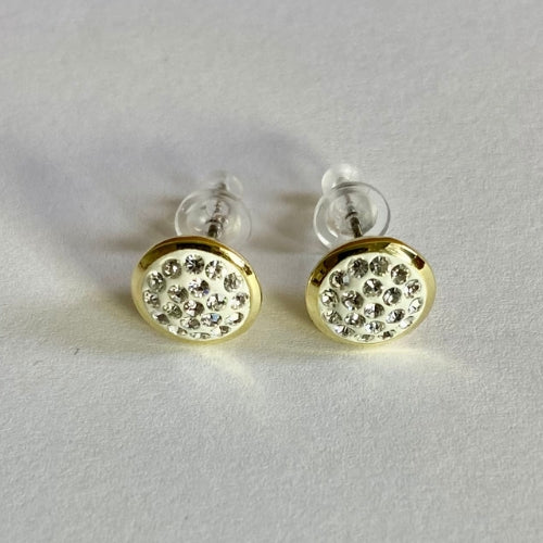 Boucles d'oreilles clous encerclé d'un pavé de cristaux