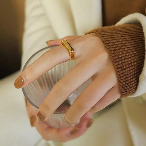 Une bague à l'index comment la choisir ?