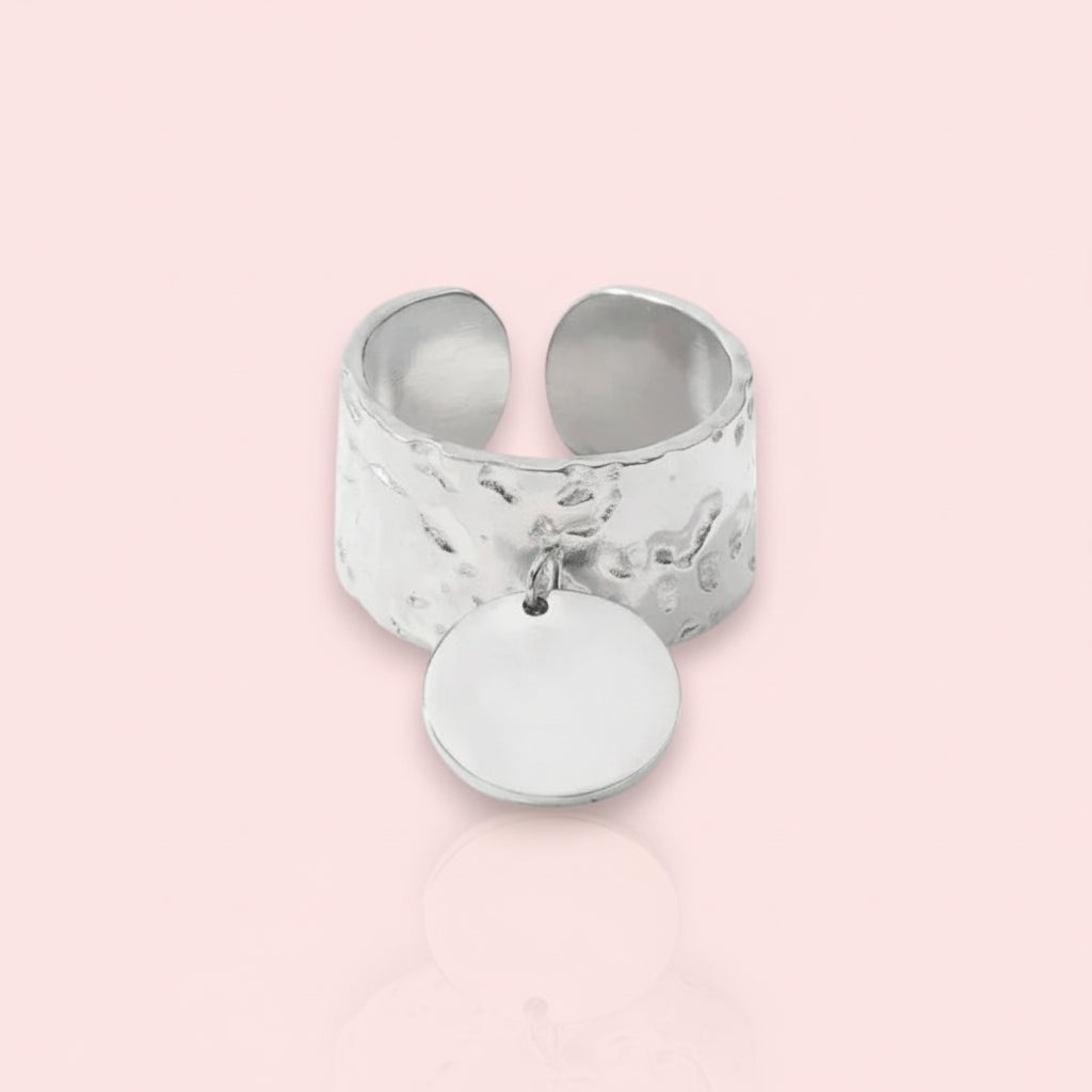 bague avec breloque Nina, une bague argentée pour femme tendance