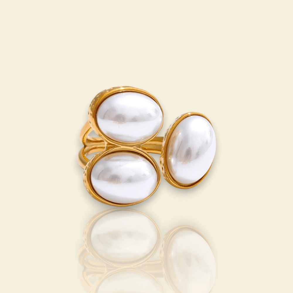 bague dorée Gaïa, une grosse bague avec perles