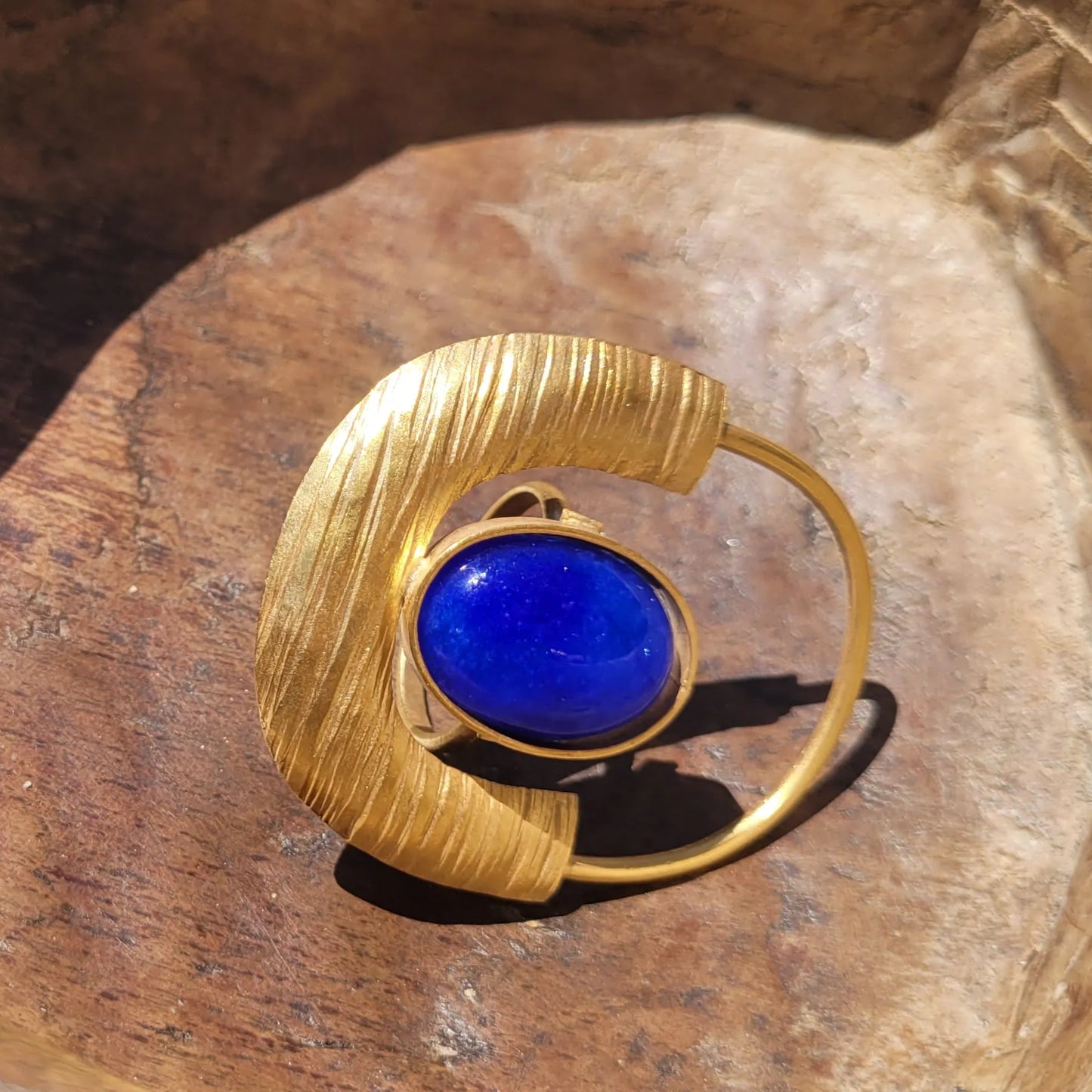 bague ethnique Dogon, une bague africaine au fini brossé
