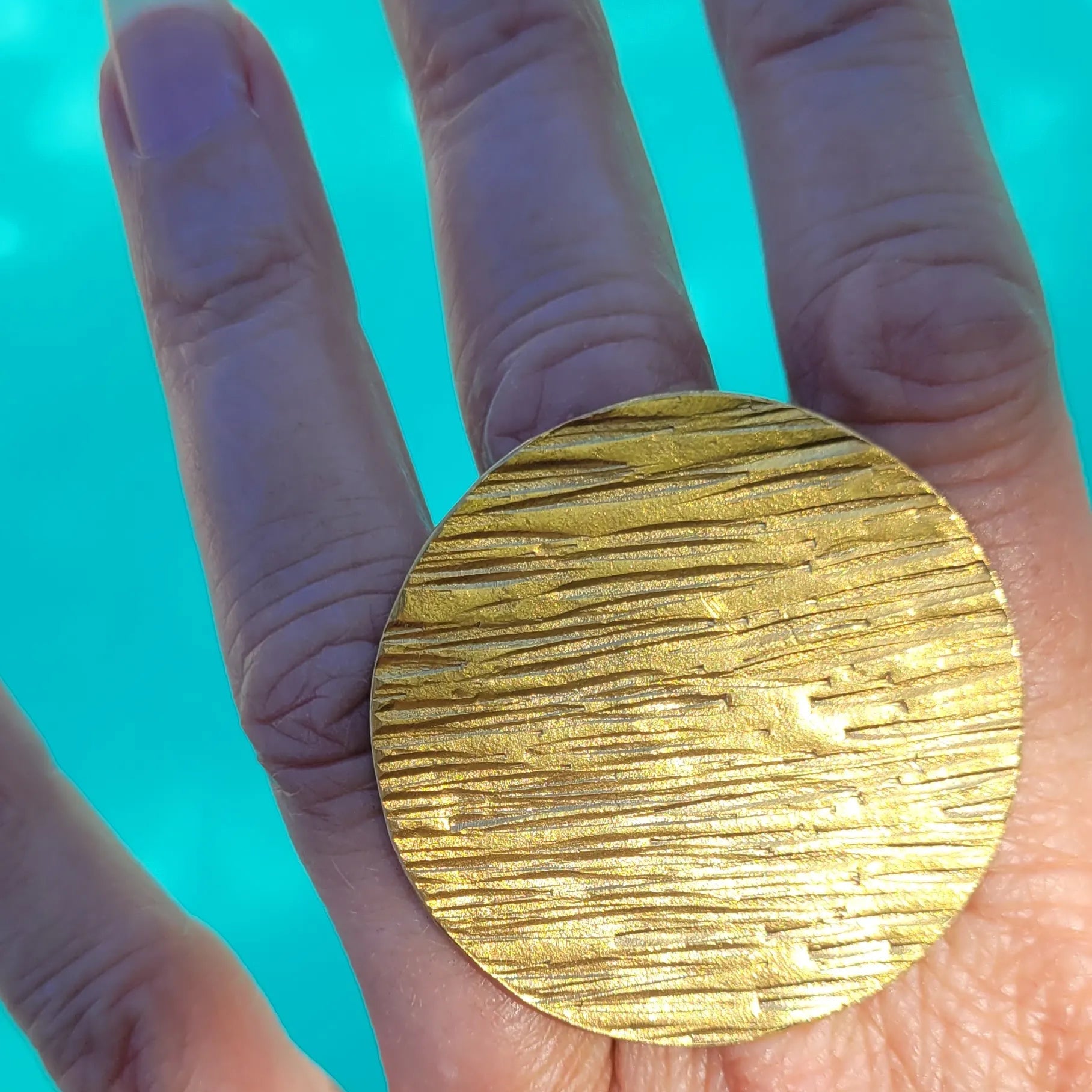 bague ethnique Lunja, une bague africaine façonnée au Sénégal