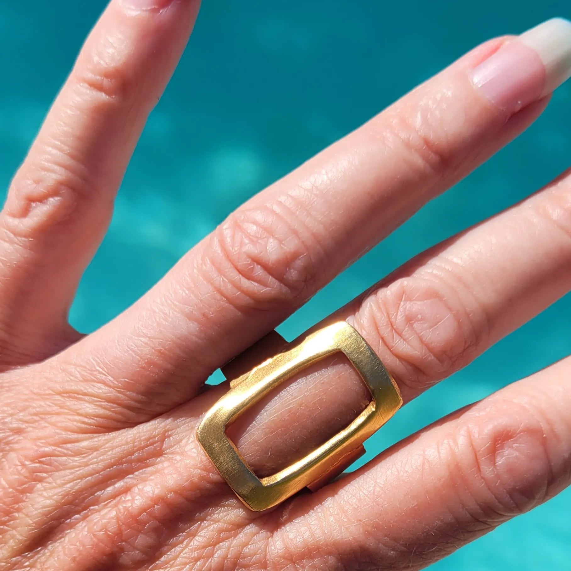bague ethnique Murabba, une bague africaine au faux rectangle ajouré