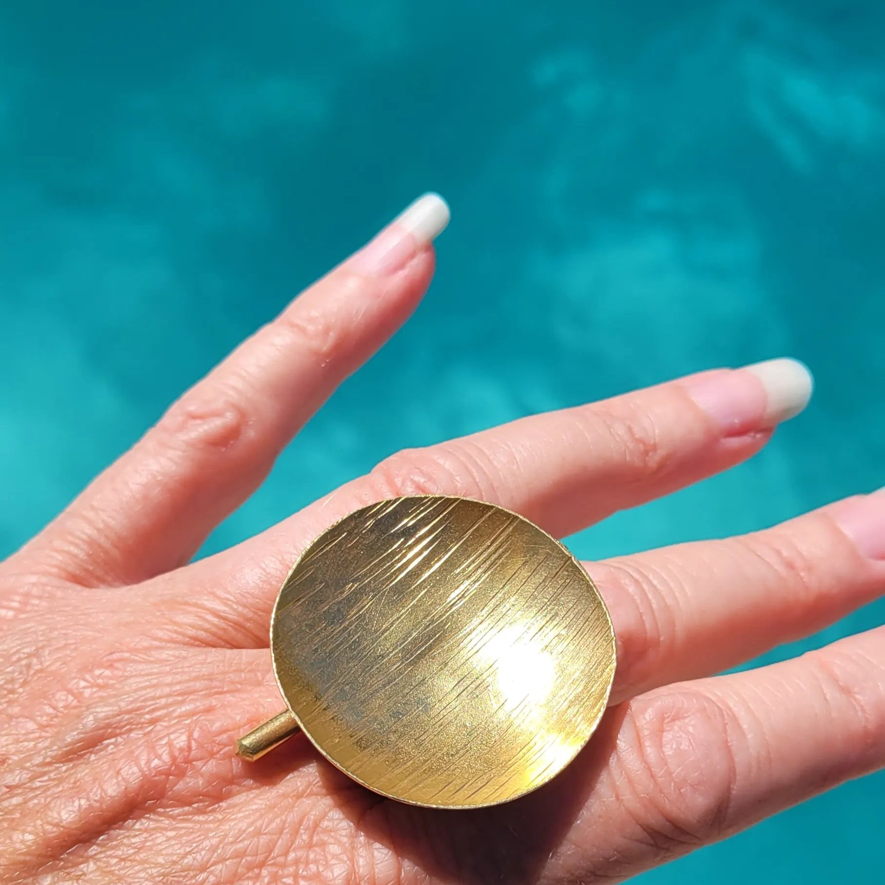 bague ethnique Yoruba, une bague africaine façonnée au Sénégal