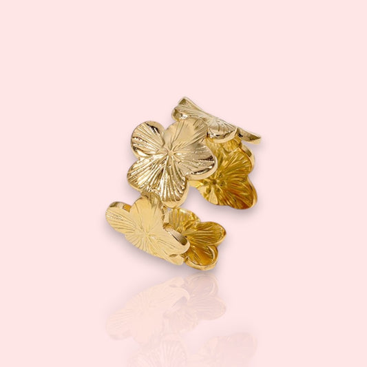 bague fleur Baby Tiaré, une bague dorée tendance en 2025