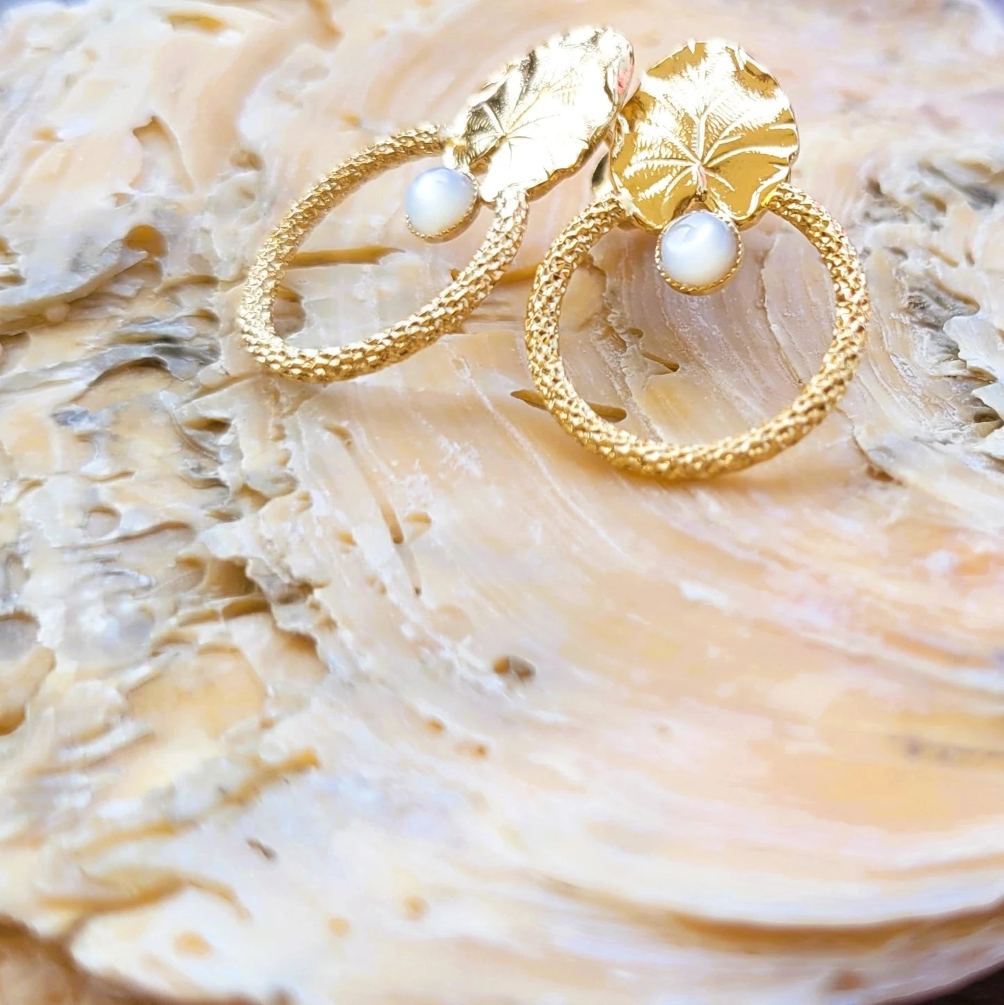 boucles d’oreilles tendance 2024 Canopé en laiton recouvert d’or