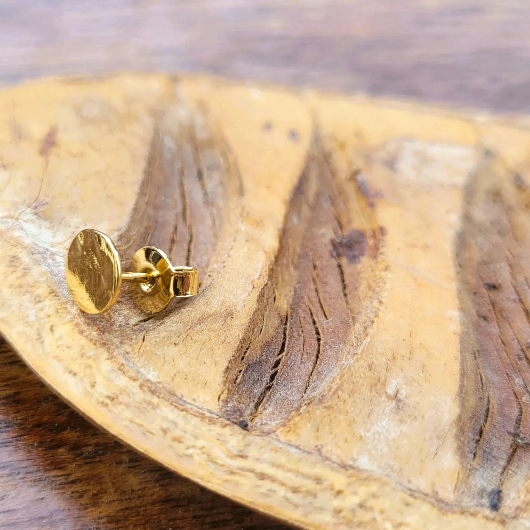 boucles d’oreilles Pleine Lune clous en laiton