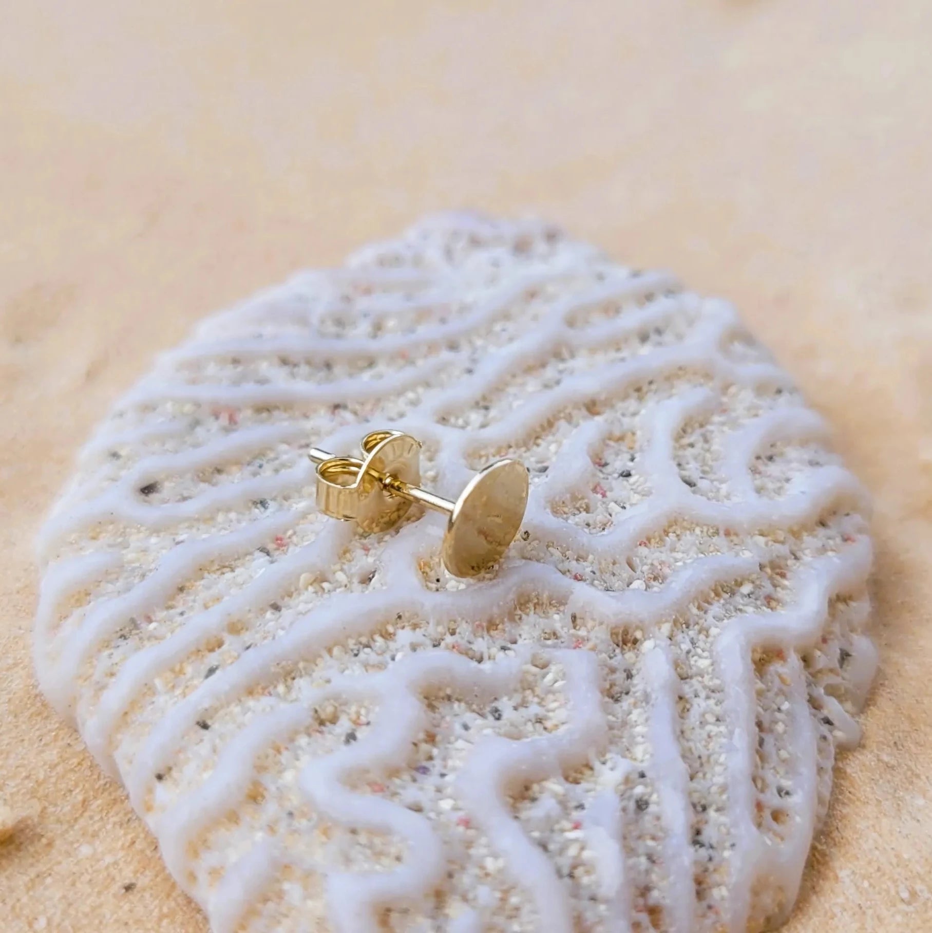 boucles d’oreilles Pleine Lune clous plaqué or 3 microns
