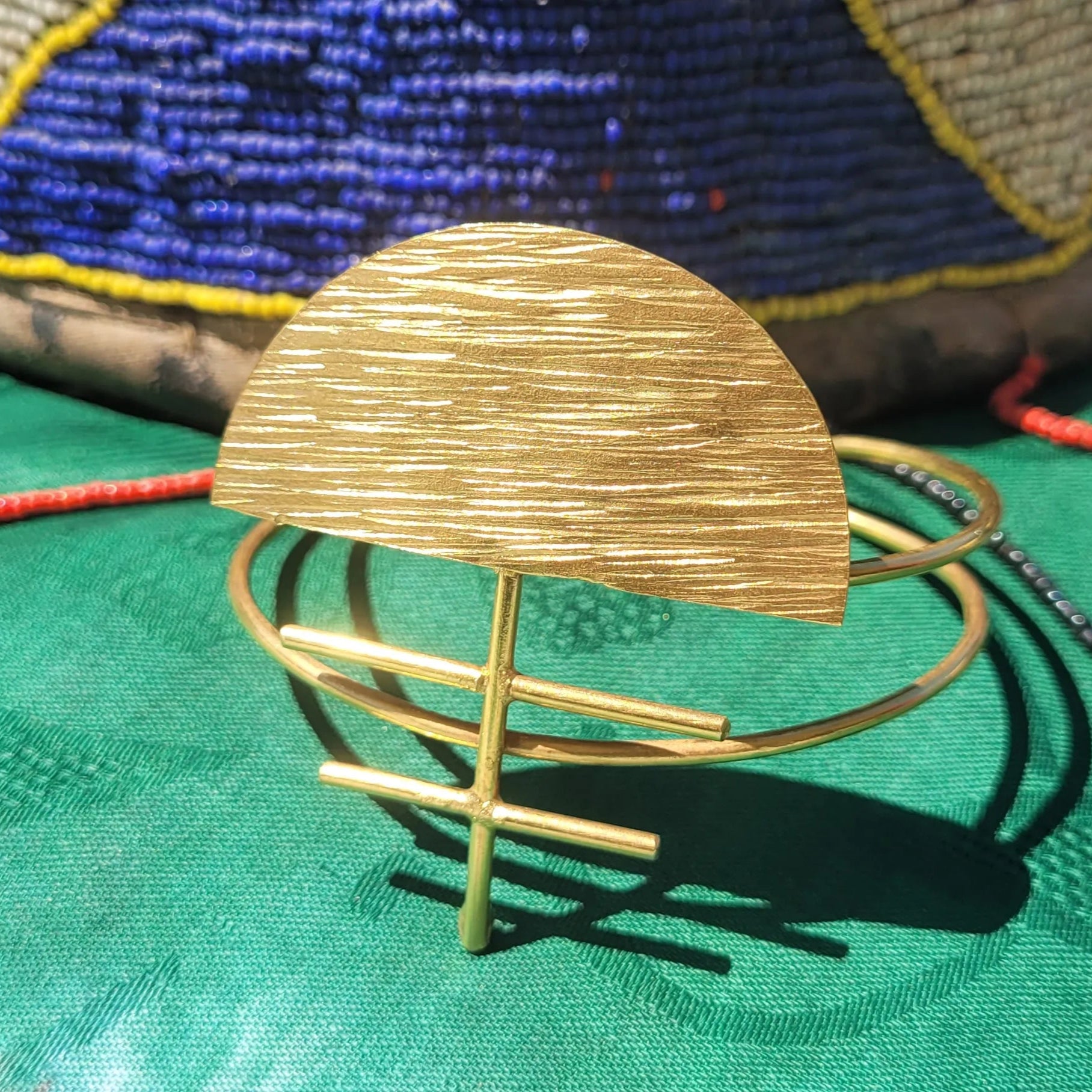 bracelets en bronze Ashanti, des bijoux issus de l’artisanat africain en forme de poupée