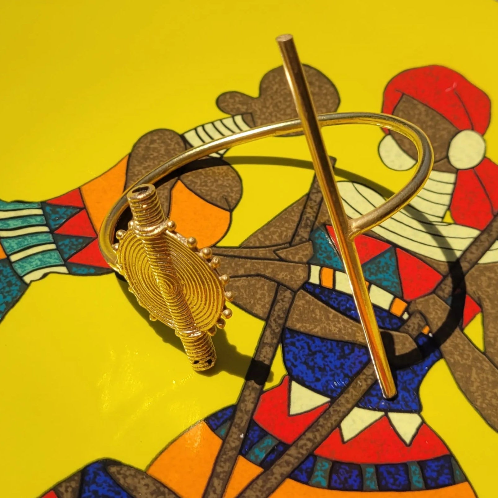 bracelets en bronze Baoulé, des bijoux originaux façonnés au Sénégal