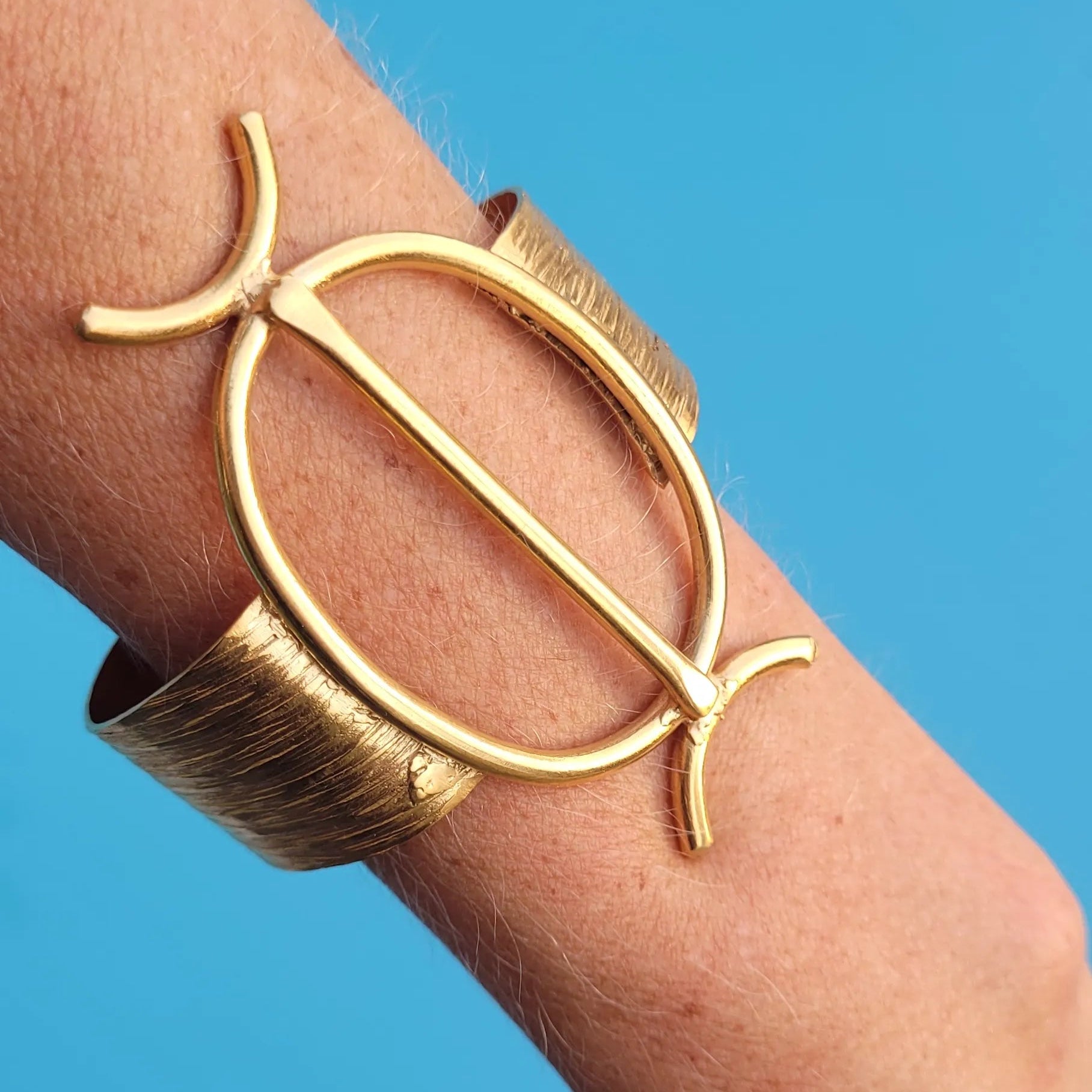 bracelets en bronze Jawo, des bijoux issus de l’artisanat africain façonnés au Sénégal