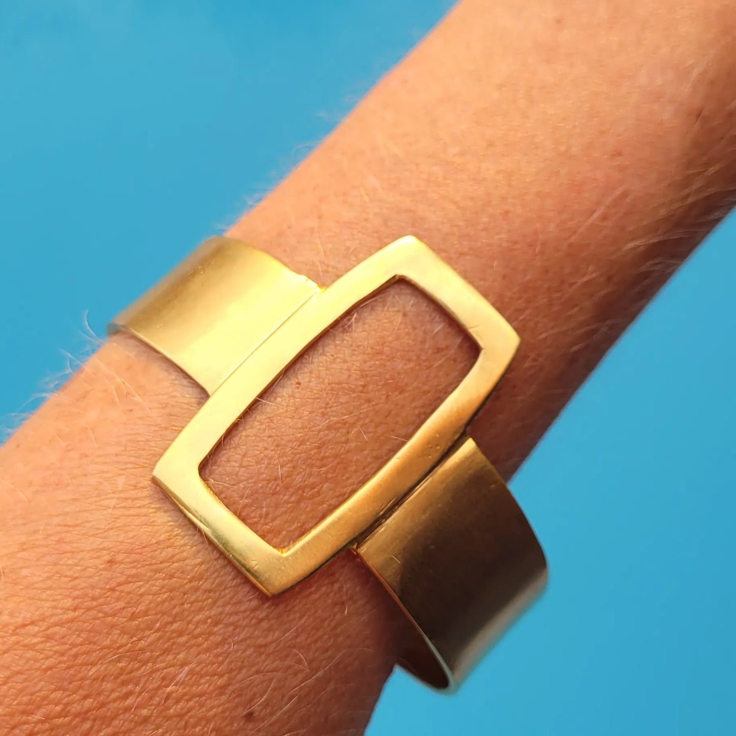 bracelet en bronze Murabba, un bijou africain au fini satiné