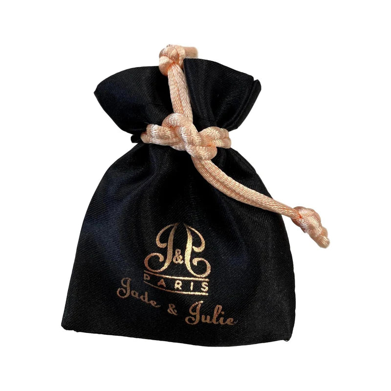 broche luxe modèle chanceuse de Niiki Paris trèfle à quatre feuilles