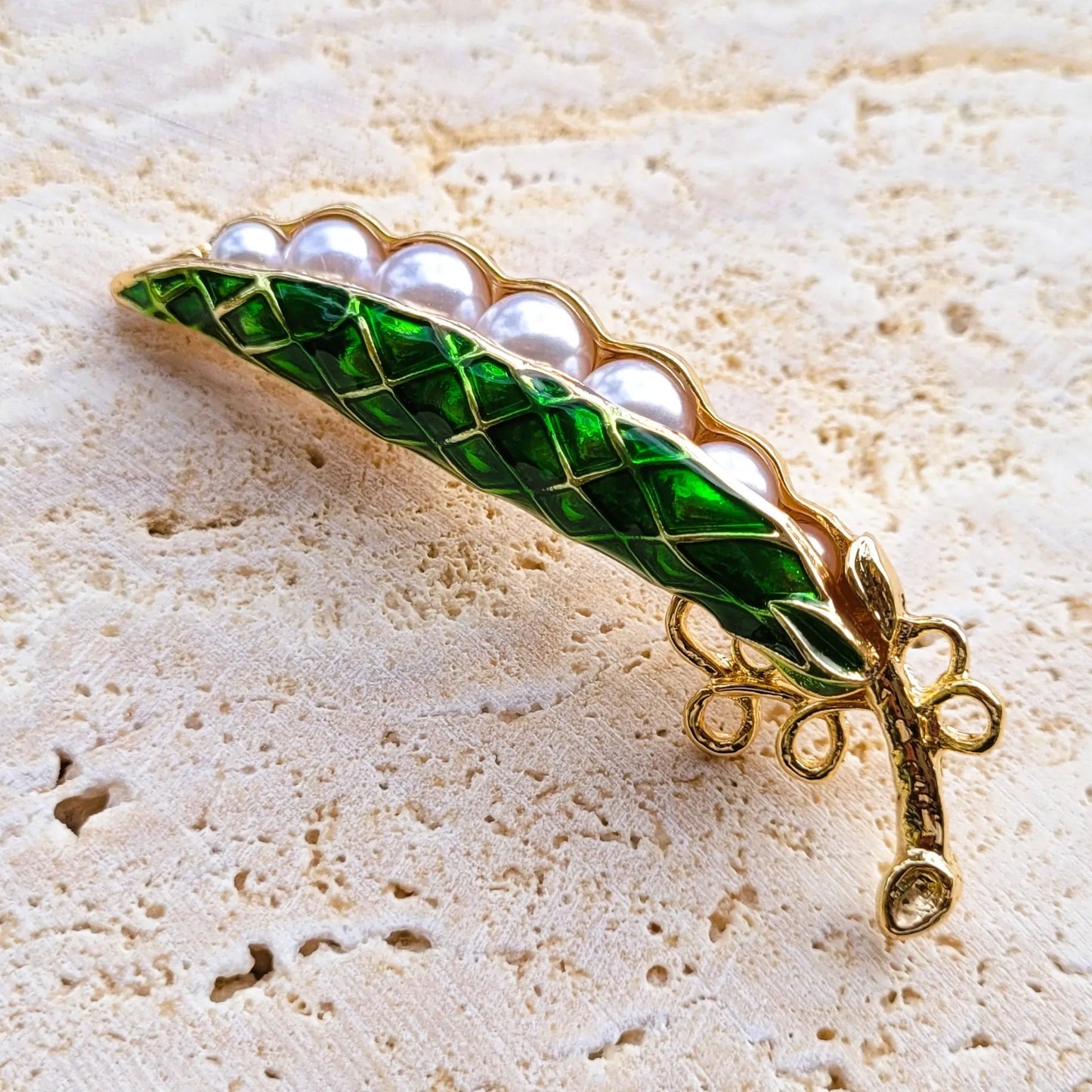 broche dorée Verde, une broche fantaisie pour vêtement